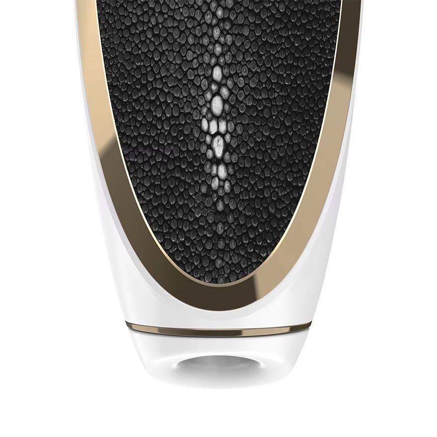 Вакуумно-волновой массажер на клитор Satisfyer Luxury Prêt-à-porter