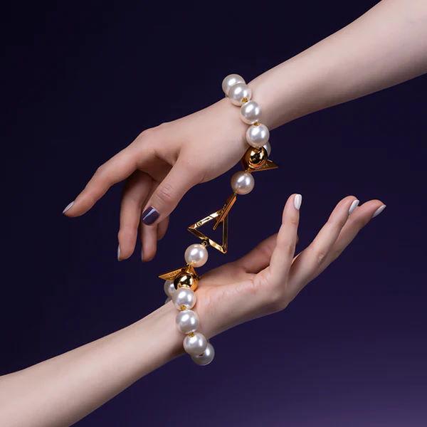 Наручники-браслеты "Moist Eyes" Pearl Braceleth and cuffs