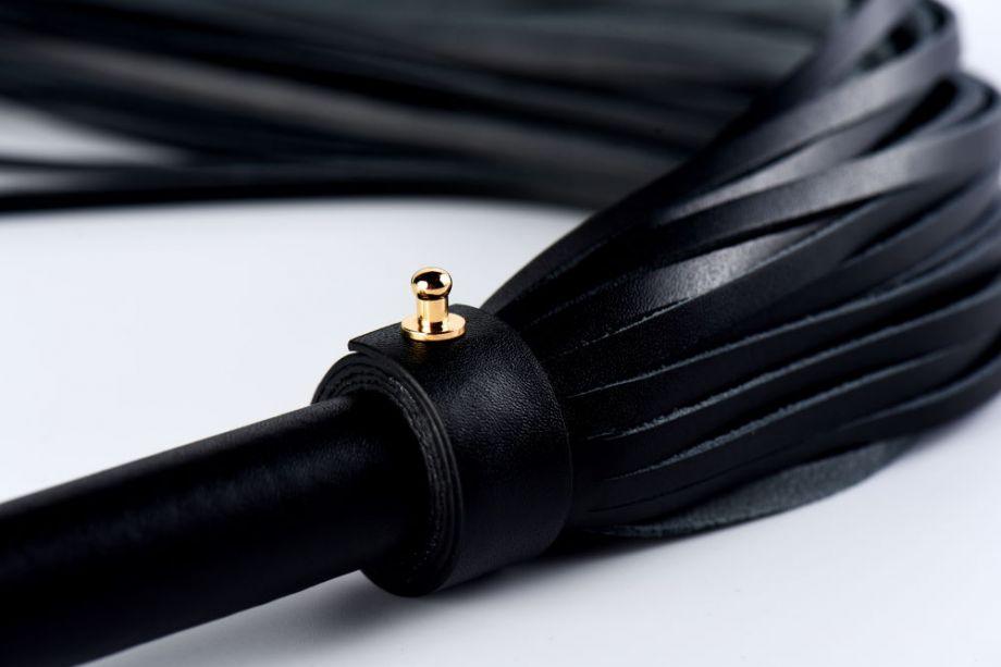 Флоггер Leather Flogger