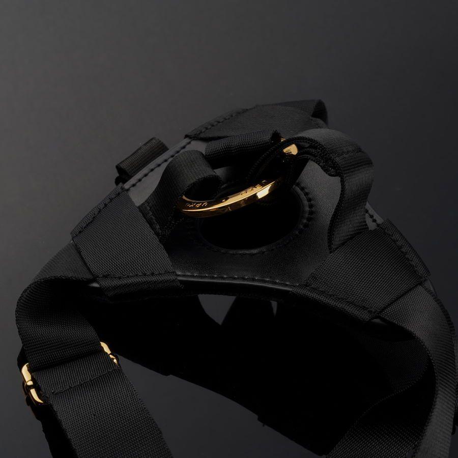 Пояс для фаллоимитаторов с ошейником Strap-on Harness Kit