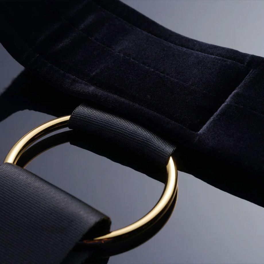 Набор для бондажа Bondage Gear-Sling With Cuffs