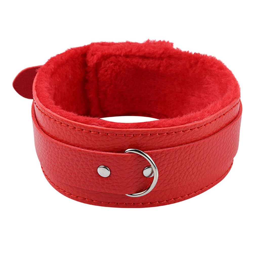 Набор БДСМ "Set With Thick Pebbled Pattern and Plush"