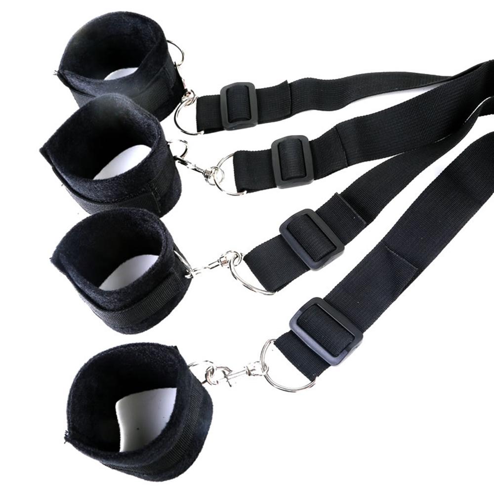 Набор БДСМ для кровати "Furry bondage"