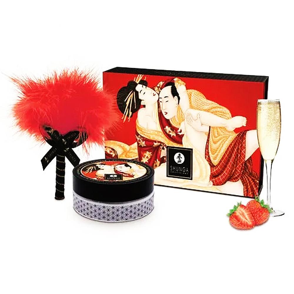 Пудра для тела массажная Shunga KISSABLE MASSAGE POWDER SPARKLING, со вкусом "Клубничное вино"