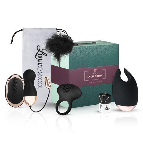 Набор игрушек "Romantic Couples Box" для пар